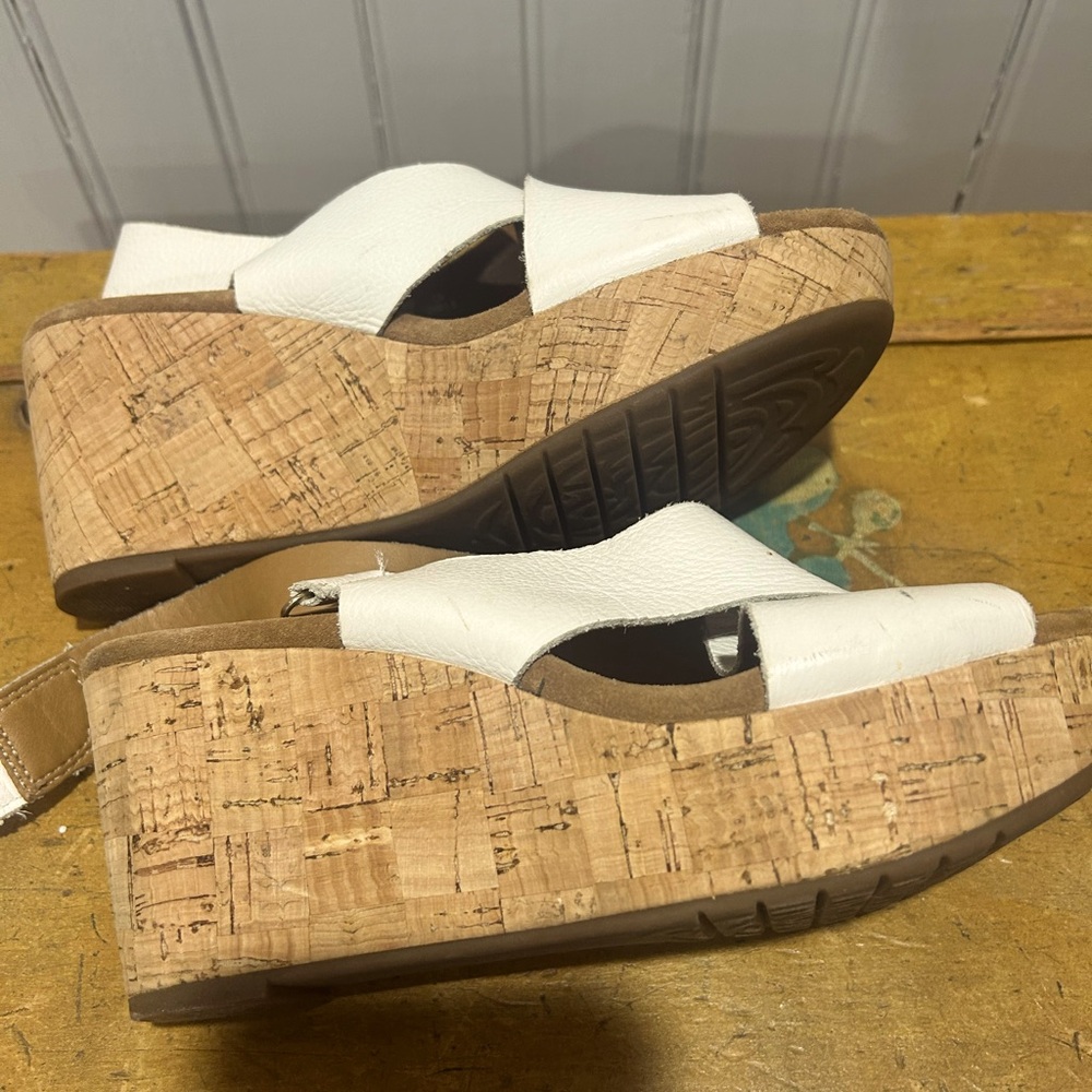 Cork Bottom Platforms